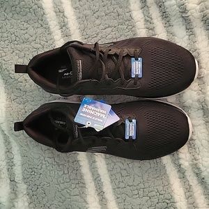 Sketchers Sneakers - Men Size 11